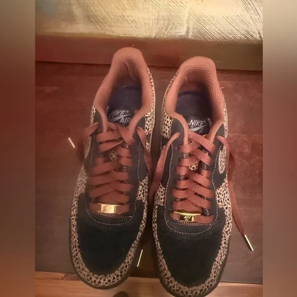 Women’s Nike Air Force Ones - Picture 2 of 5